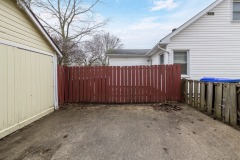 17-Side-Patio