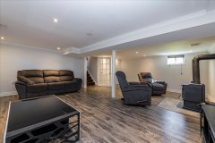 11-burbank-Family-Room-1
