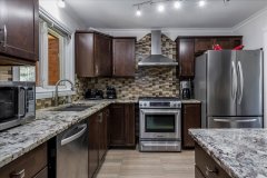 11-burbank-Kitchen-4