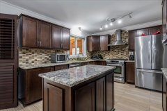 11-burbank-kitchen-2