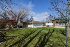 28-Back-Yard