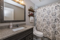 16-Bathroom