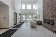 04-Lobby