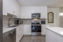 10-Kitchen