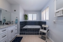 19-Ensuite-Bathroom