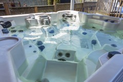 35-Hot-Tub
