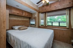 08-Primary-Bedroom