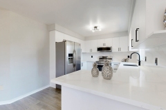 09-Kitchen