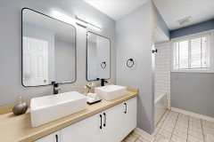 33-Bathroom