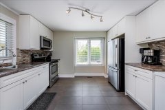 07-Kitchen