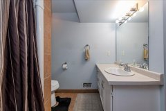 20-In-Law-Suite-Bathroom