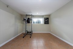 18-In-Law-Suite-Living-Room