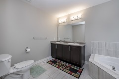 19-Ensuite-Bathroom