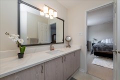 22-Ensuite-Bathroom