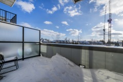 224-430-essa-Balcony-1