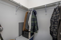 224-430-essa-Walk-In-Closet