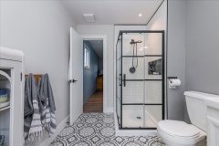 24-Ensuite-Bathroom
