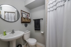 06-Bathroom