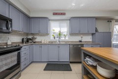 09-Kitchen