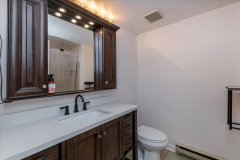 14-Bathroom