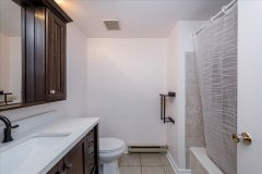 15-Bathroom
