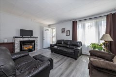 04-Living-Room