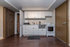 28-frontier-In-Law-Suite-Kitchen-1