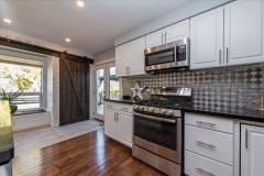 28-frontier-Kitchen-3