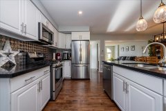 28-frontier-Kitchen-5