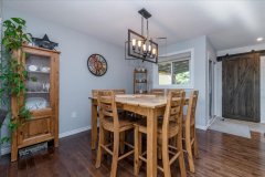 28-frontier-dining-room-2