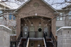 302-492-laclie-Entrance-to-Unit