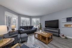 04-Living-Room