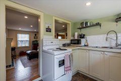 14-Kitchen