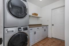 14-Laundry-Room