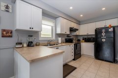 09-Kitchen