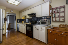 08-Kitchen