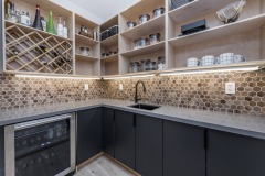 10-Pantry