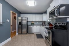 09-Kitchen