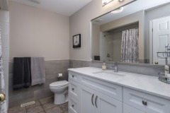 17-Bathroom