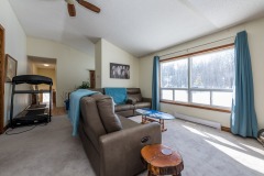 03-Living-Room