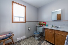13-Powder-Room
