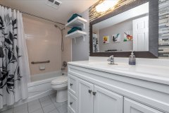 22-Ensuite-Bathroom