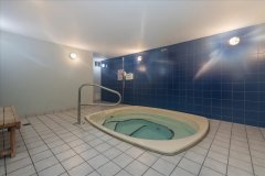 26-Amenities-include-Hot-Tub