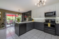 10-Kitchen