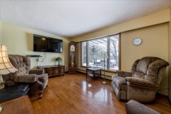 4533-monck-03-Living-Room