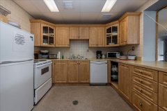 48-74-ross-24-Amenities-Include-Kitchen