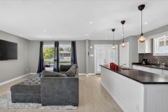 13-48-Roslyn-Rd-31