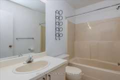 534-22-dawson-bathroom