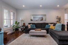 75-widdifield-05-Living-Room