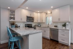 09-Kitchen